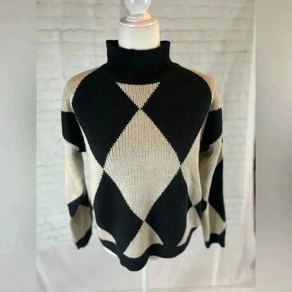 SHEIN Black and cream sweater mock neck woman’s size m knit pull over classic - Picture 1 of 13